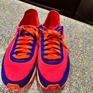 Nike Waffle One women size 8